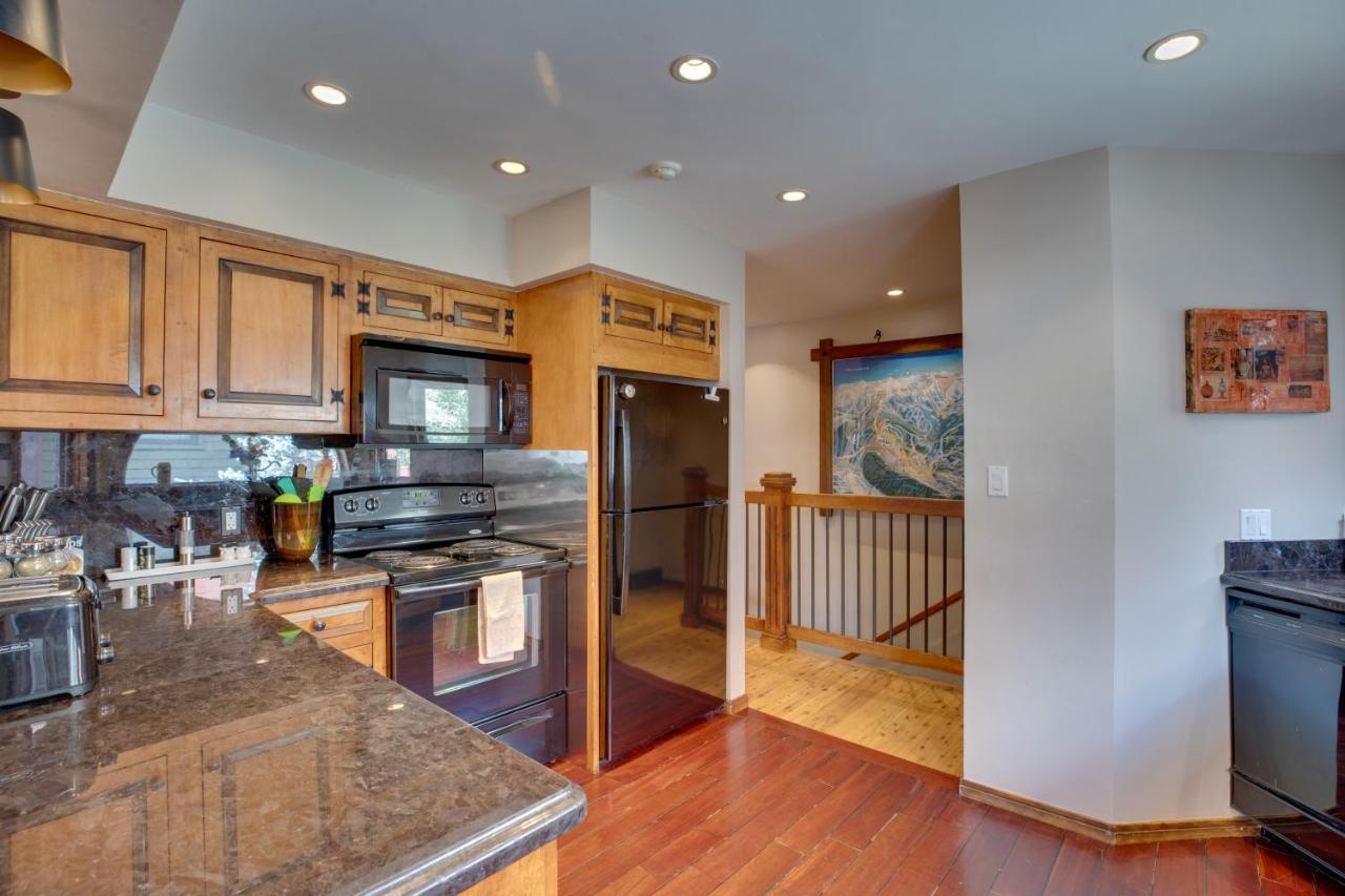 Bright Downtown Telluride Condo - Steps To Lift! Exterior photo